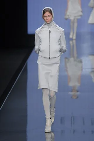 Look 3